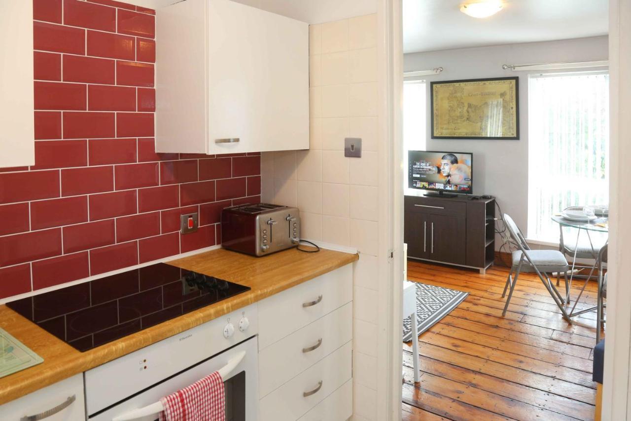 Perfect Central City Location - Parking - 3 Beds - 2 Bedrooms Belfast Dış mekan fotoğraf