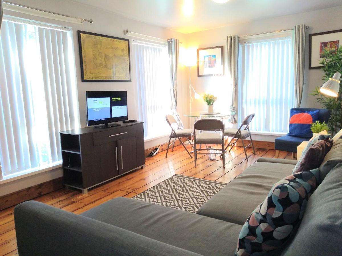 Perfect Central City Location - Parking - 3 Beds - 2 Bedrooms Belfast Dış mekan fotoğraf